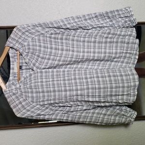 Universal Thread XXL long sleeved blouse black and while 100% rayon